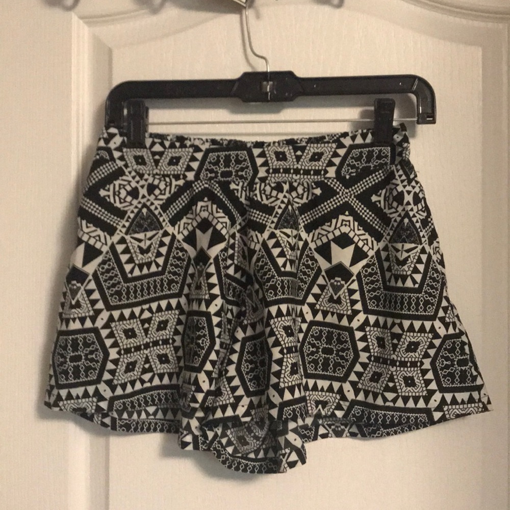 Loose shorts
